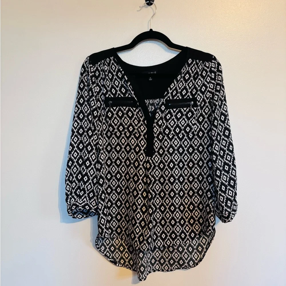 My Michelle patterned black and white blouse size medium